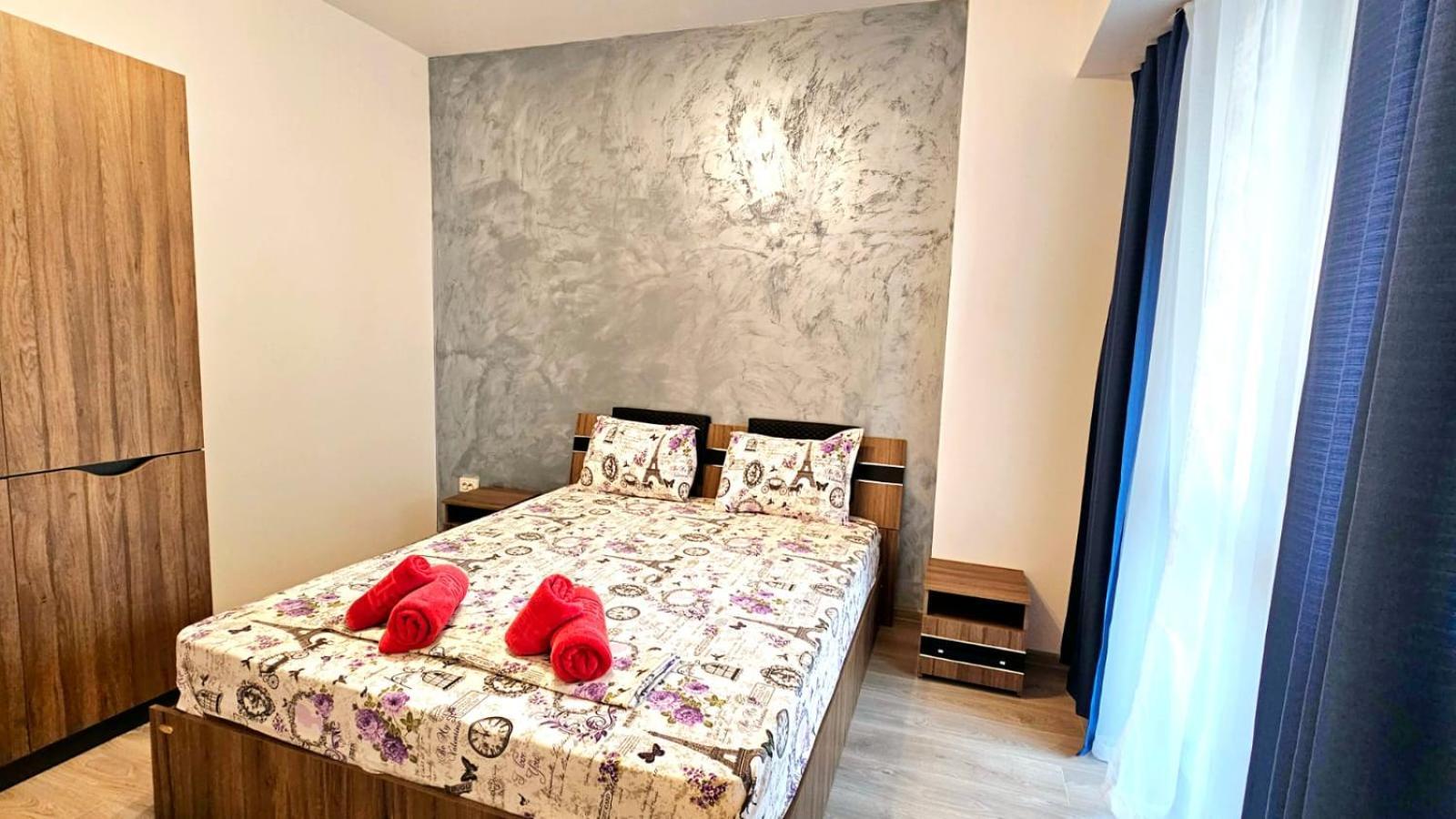Evelyn Modern Apartment Near Palas Ясси Екстер'єр фото